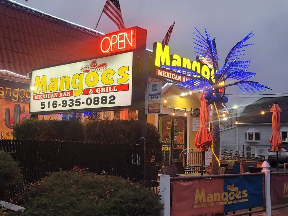 Mangoes Mexican Bar - Valle Signs & Awnings
