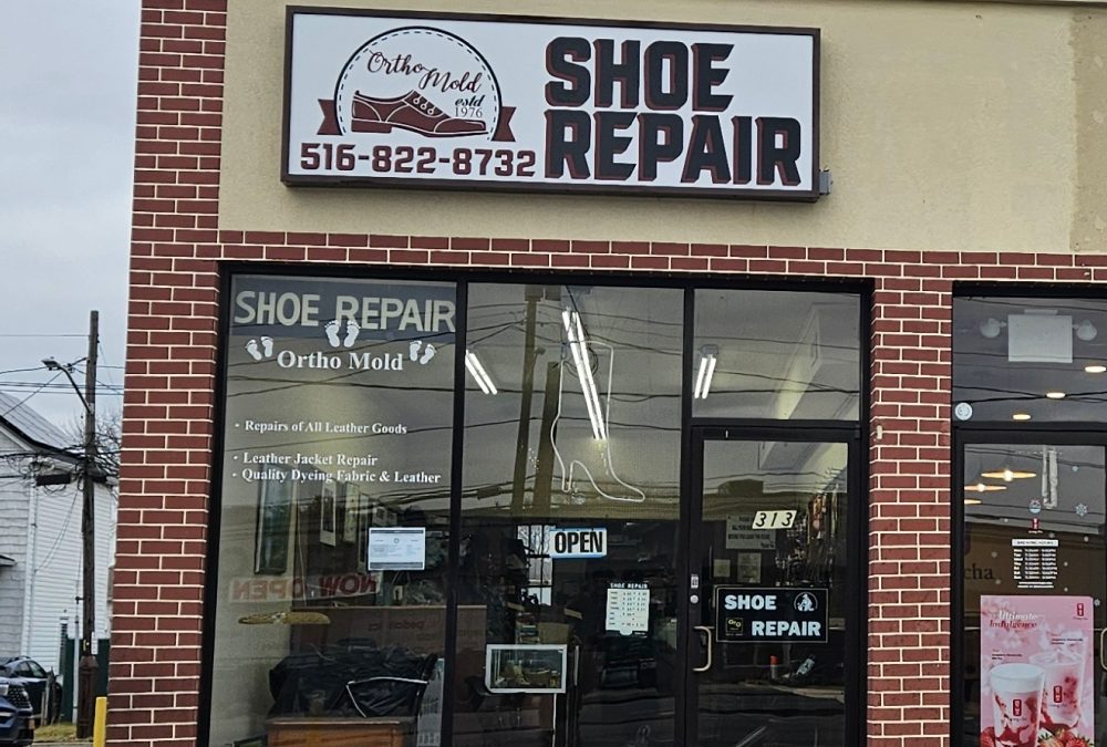 Light Box Valle Signs Shoe Repair