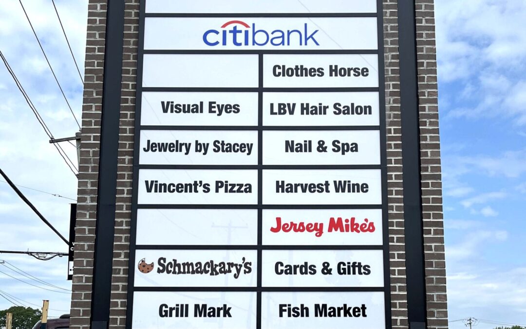 Shopping center Pylon Signs - Willets Crossing Long Island